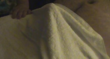 Topla jebena pornomatorke plavuša i dečko.