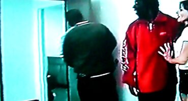 Lucas pornomatorke Frost stavlja maćehu na kurac.