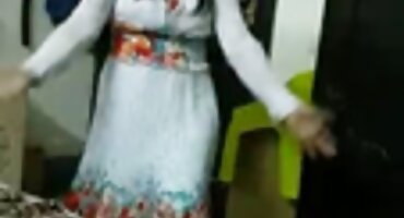 Sagnuo se nad dvije fitonese za lezbijski odnos. Ebanovina lizati bijela maca. ruskematorke