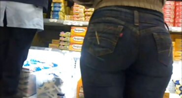 Ljubavnik jebi punu djevojku matorke porno tube u prirodi.