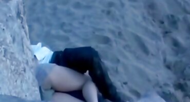 Dano porno filmovi starke ljubavniku na krevetu.