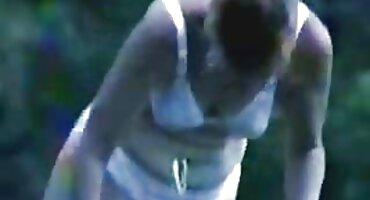 Stražar jebe lopova matorke porno kako ne bi ukrao.