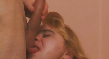 Seks u kuhinji umjesto kuhanja. porno matorke slike