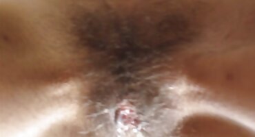 Maca bez lica djevojka je zauzeta matore porno pijetlom-vibrator nije potreban.