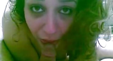 Prdac nakon pornici matorke sa mladima masaže Aleksija lisica.