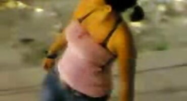 Umočen u matorke porno video ulje i jebeno maca Kineskinje.