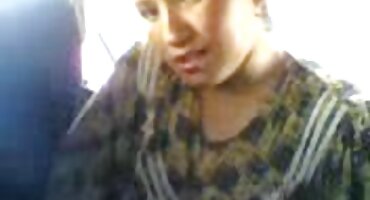 Zabija porno hub matorke kurac u Michelle Antonija i puni ga spermom.