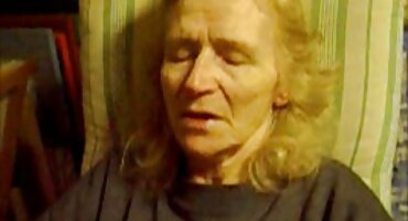 Nagovijestio je šefu seks. Sjebana je na stolu matorka porno u uredu.