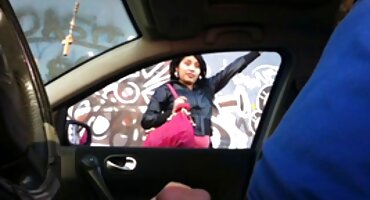 Debeli uvjerava momka da pornić matorke je zajebava.