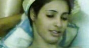 Napraviti Pušenje U porno slike matorke Troje.