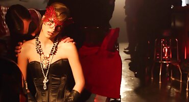 Lena Paul porno sa matorkama jebanje u dupe.