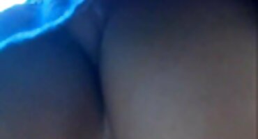 Starija pornomatorke teta jebanje s mladim muškarcem.