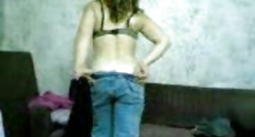 Šef Belle Jolie pornomatorke sranje aparatić zaposlenika.