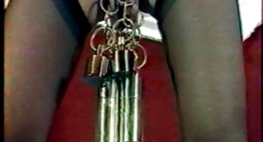 Školarke srpske matorke porno postaju lezbijke.