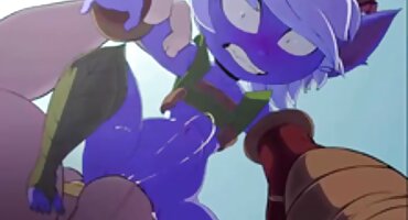 Fiona Frost sranje na bazenu i srpski porno filmovi matorke jebanje u sjenici.