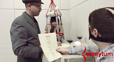 James Dean ejakulira na guzate matorke porno lice svog prijatelja.