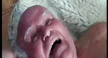 Ava Addams prisiljava negritosa na seks. matorke porno film