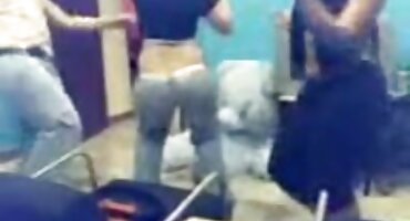 Maser organizira seks za Abigail Mac. porno macehe