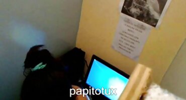 Mackenzie Mace spremna je za matorke porno tube seks sa svojim polubratom.