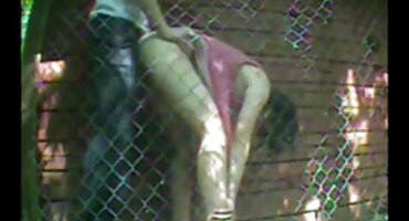 Dobiva joj dupe u parodiji na 