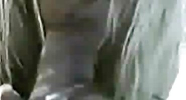 Melodie se seksa ruskematorke s štreberom.