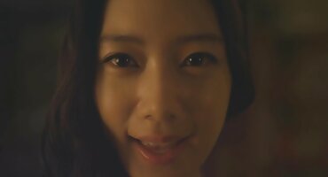 Ona jebanje s matorke porno dildo.