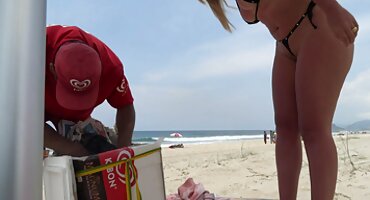 Jutarnje trčanje s matorke porno film petominutnim pušenjem.