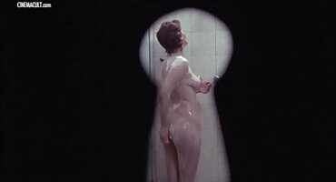 Pečenje na kauču Chantal Danielle. porno hub matorke