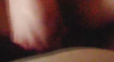 Žestoka šprica tijekom pornomatorke analnog kucanja s Raulom Costa.