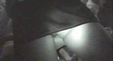 Susjed je pokazao porno filmovi matorke sise i skinuo se, ponudio tijelo za jebanje.