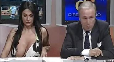 Asian putuje matore zene porno veliki kurac i ubrizgava.