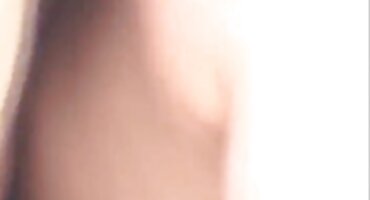 Rus se zajebava s onim tko ju je štitio i pornić matorke zagrijavao.