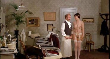 Rajli Jean Kiska spašava internet od pornomatorke žuljeva.