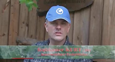 Lezbijke se upuštaju pornići s matorkama u vibrator.