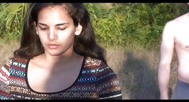 Usta i dupe crnke matorke porno tube biraju dva razbojnika.